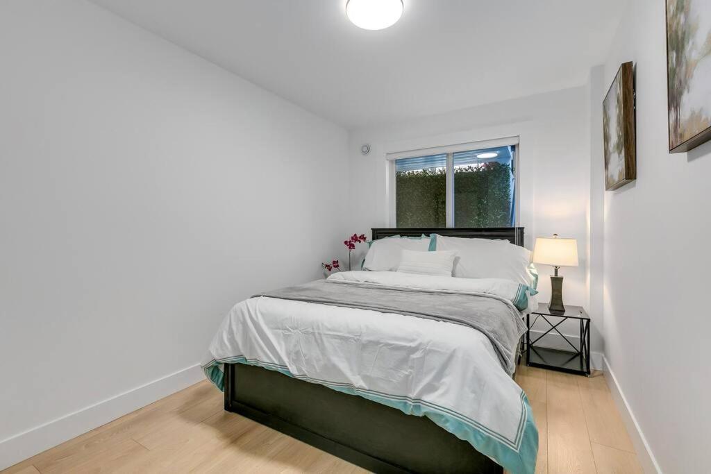 Guest Suite In South Surrey Kültér fotó